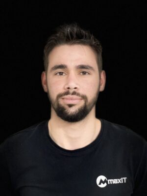 Vasilios, IT Consultant